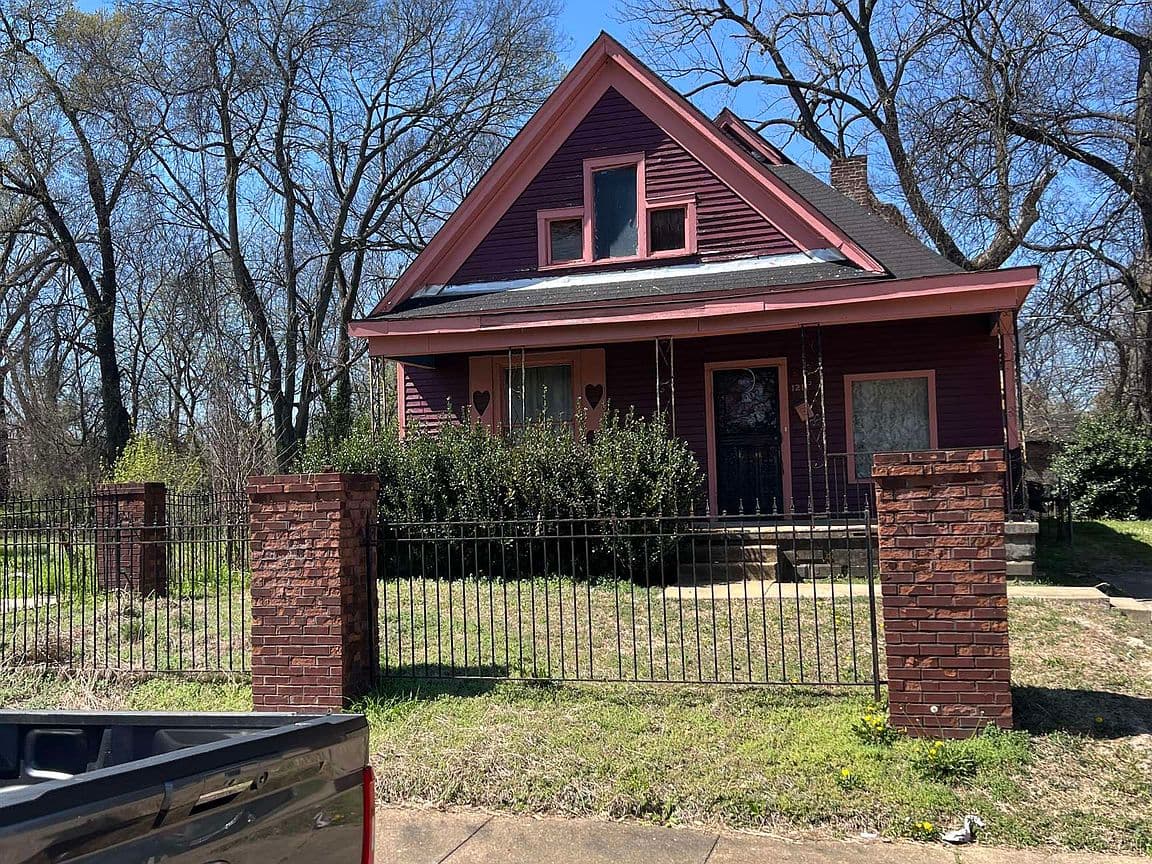 Primary listing photo