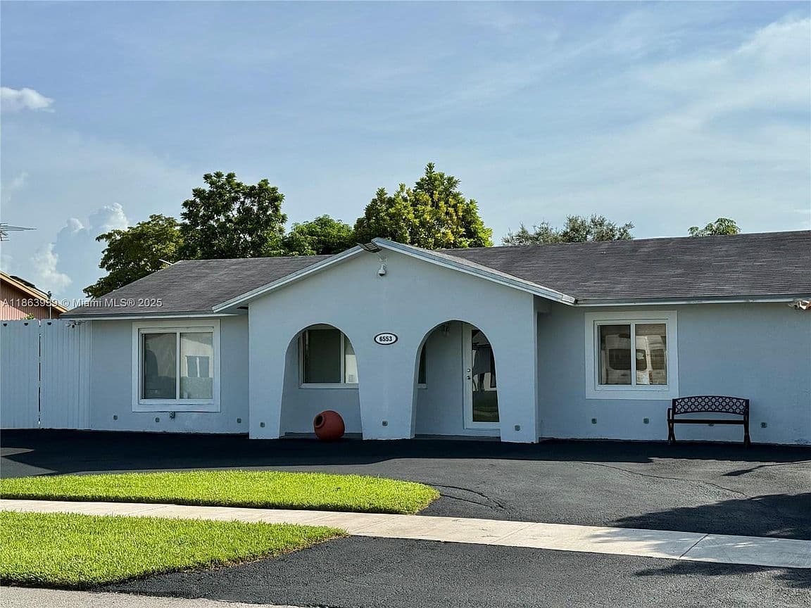 Primary listing photo