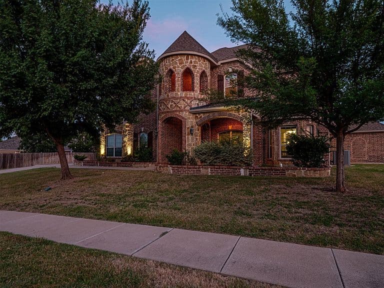 Listing photo 4