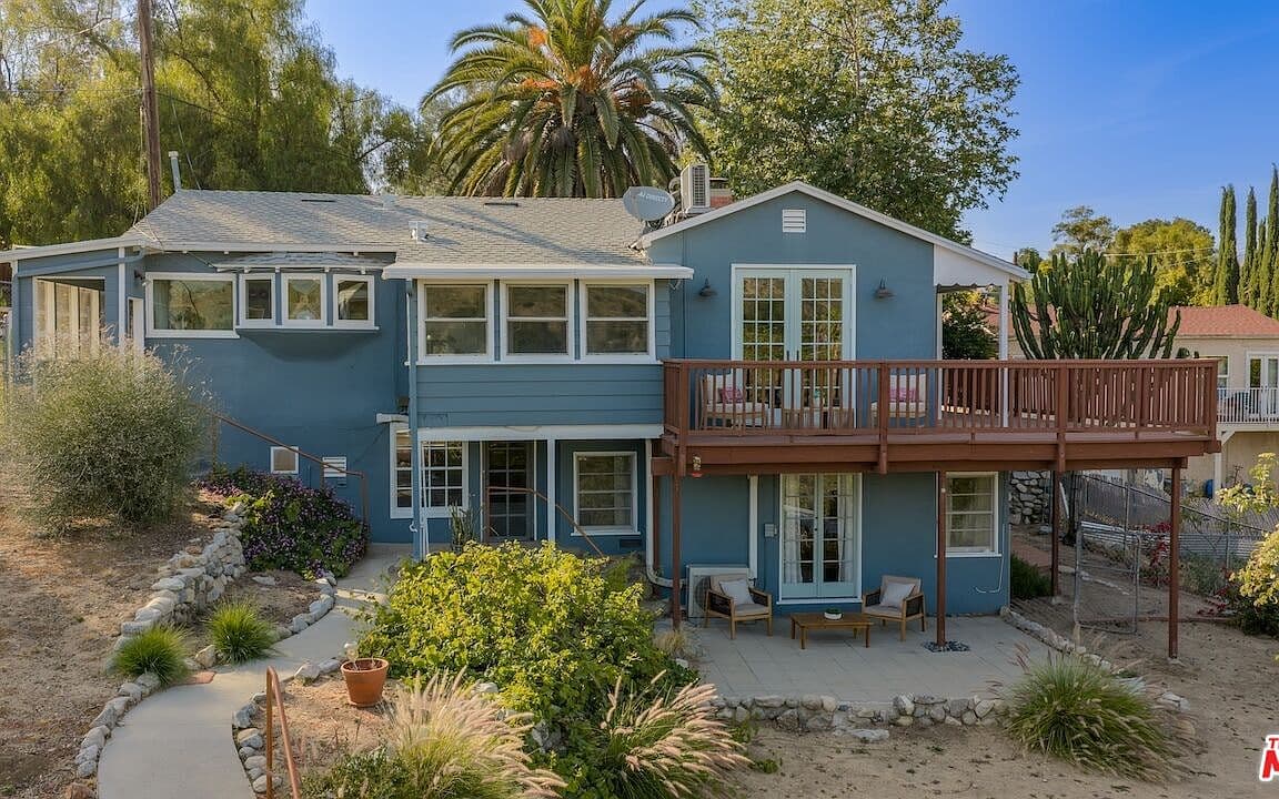 Primary listing photo