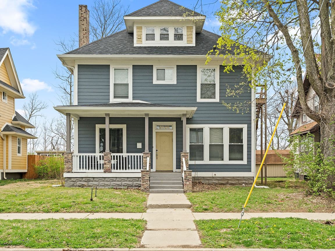 Primary listing photo