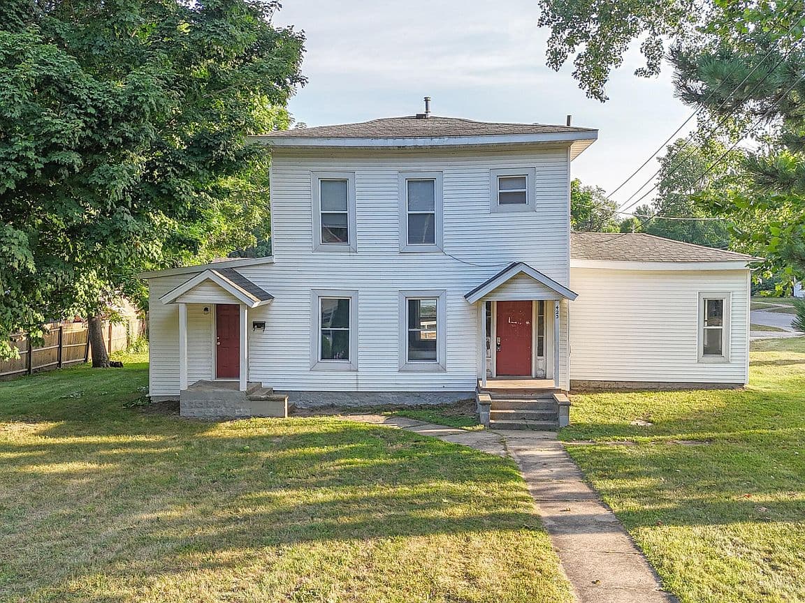 Primary listing photo