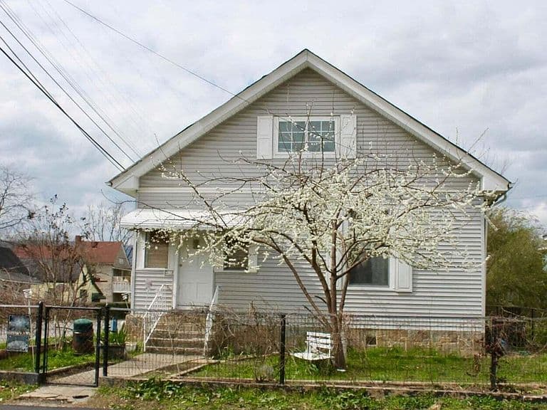 Listing photo 5