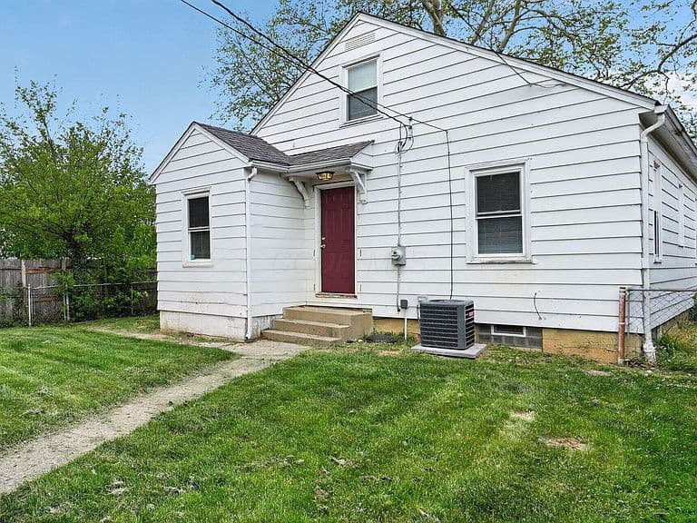 Listing photo 4