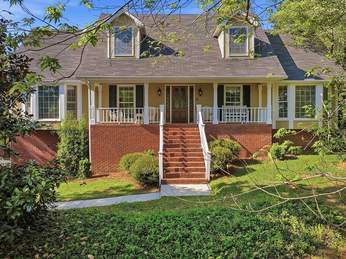 Primary listing photo