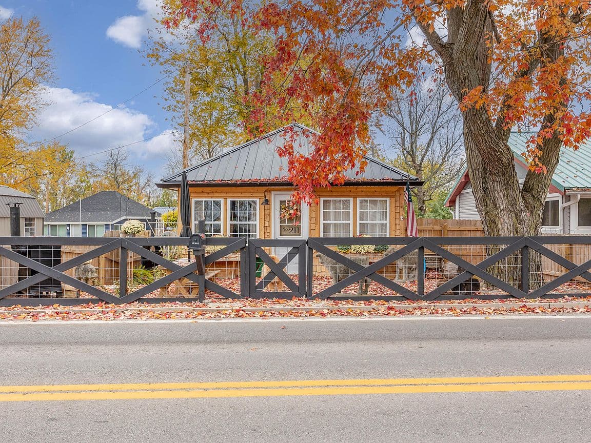 Primary listing photo