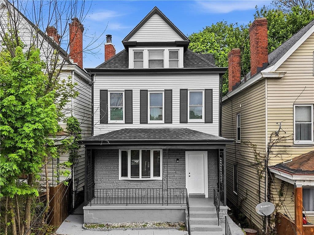 Primary listing photo