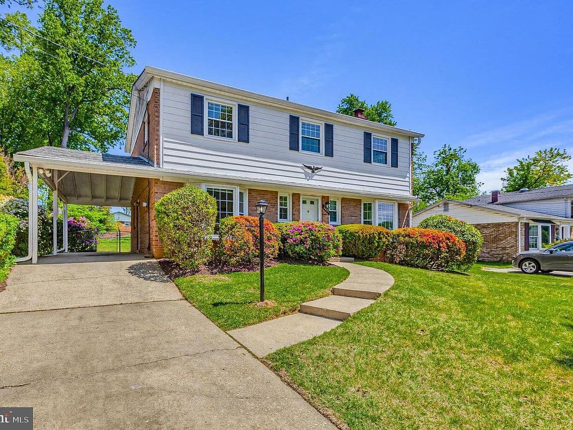 Primary listing photo