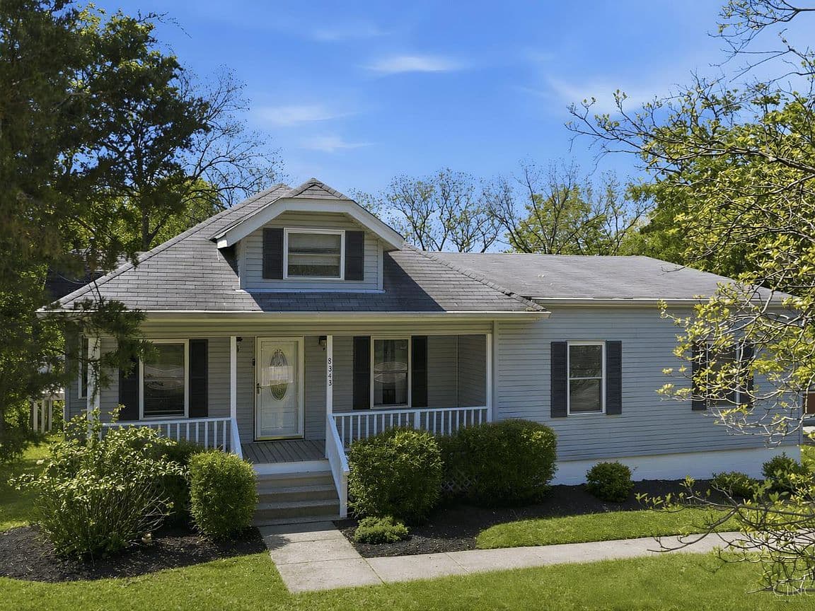 Primary listing photo