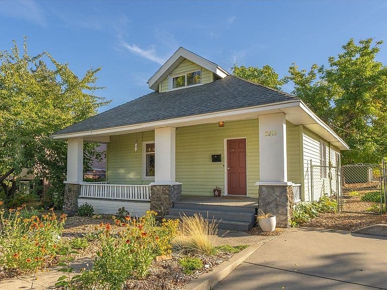 Listing photo 4
