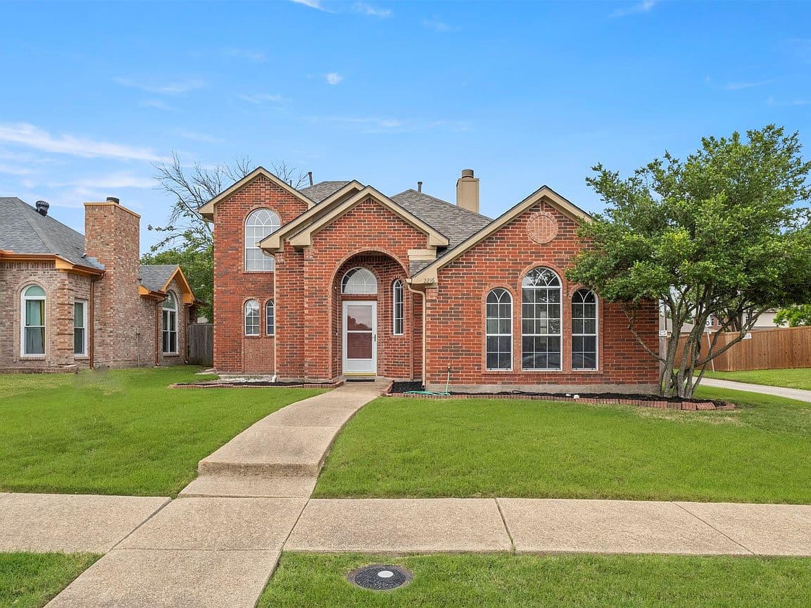 Primary listing photo