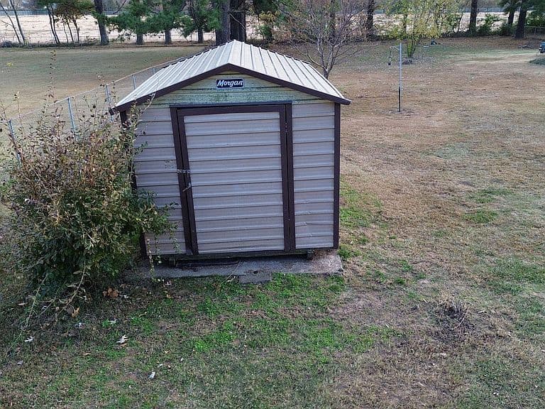 Listing photo 5