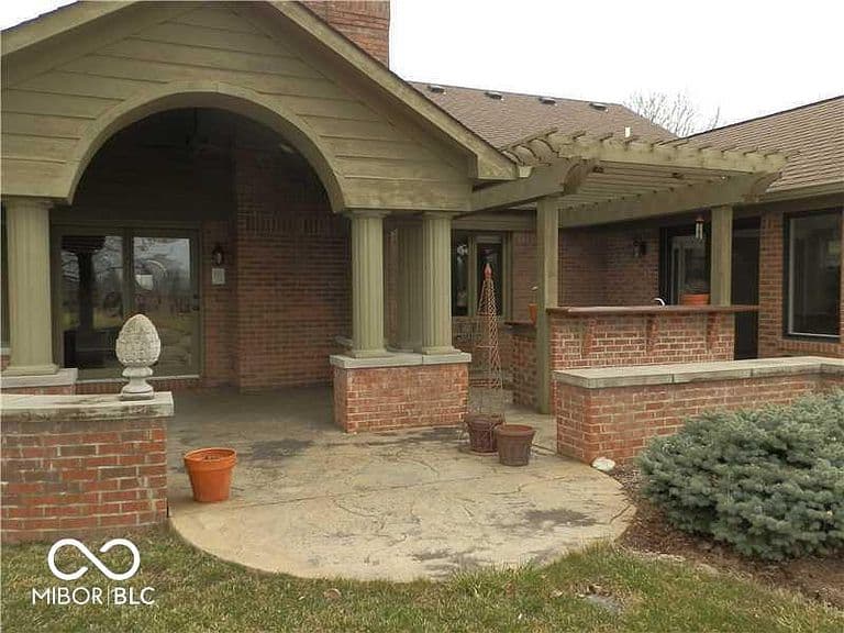 Listing photo 4