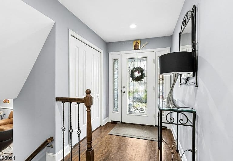 Listing photo 5