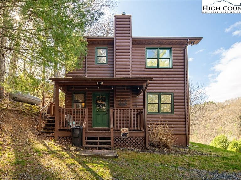 Listing photo 2