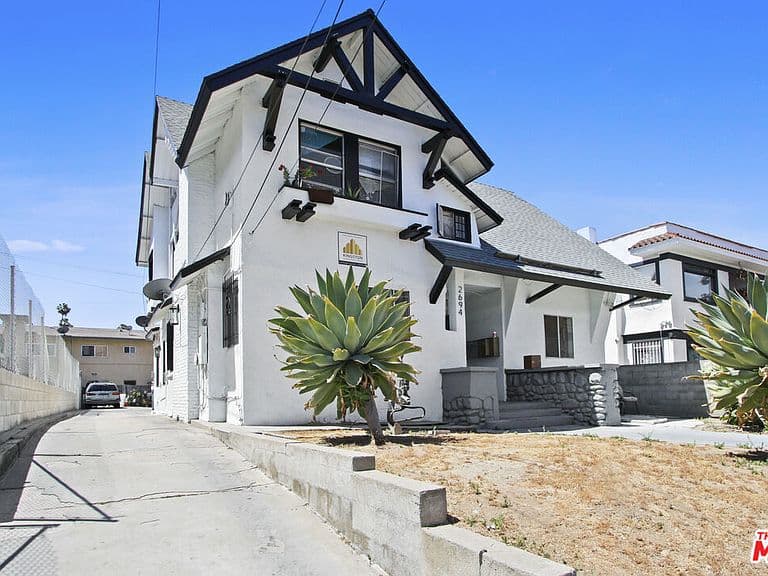 Listing photo 5