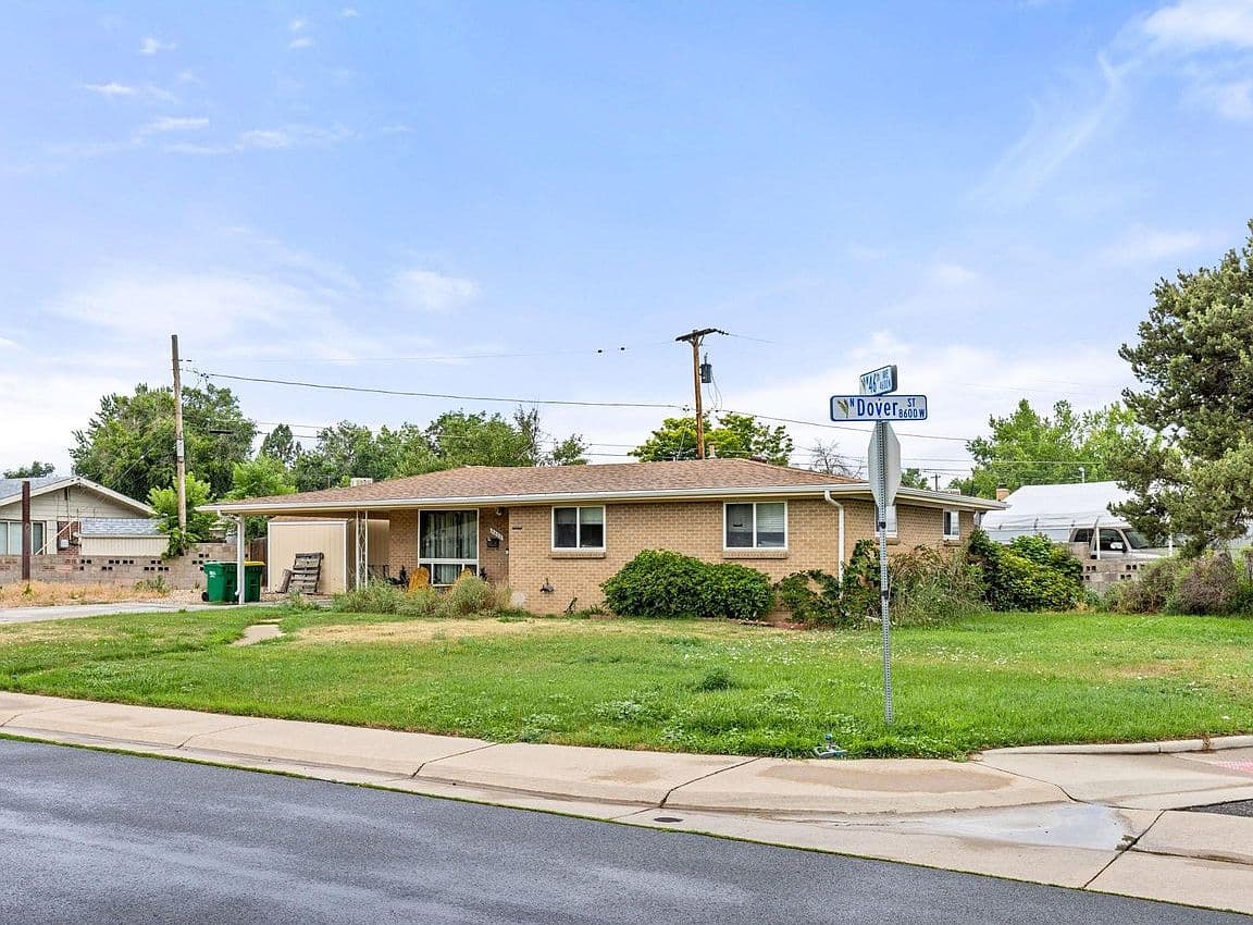Primary listing photo