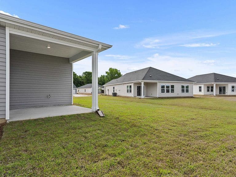 Listing photo 5