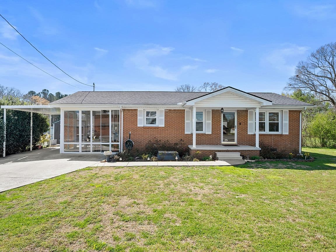 Primary listing photo