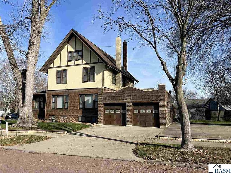Listing photo 4
