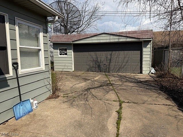 Listing photo 5