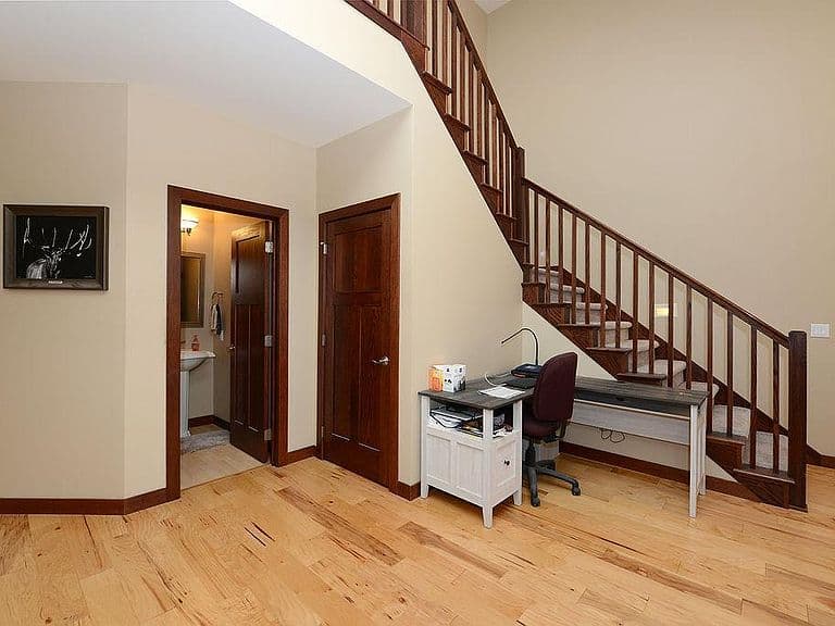 Listing photo 4