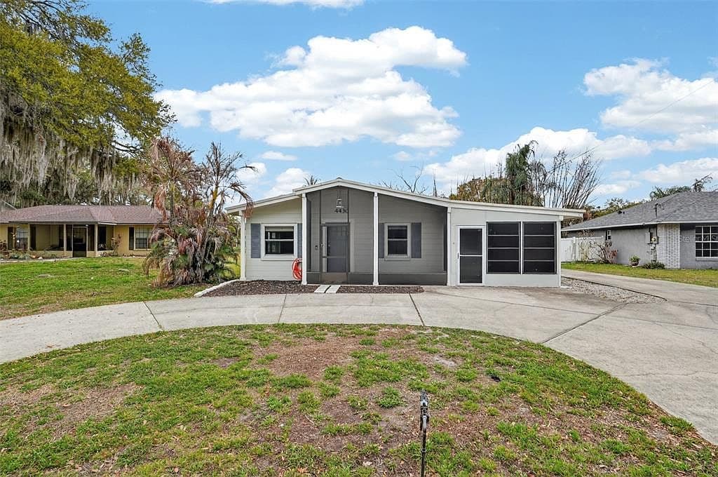 Primary listing photo