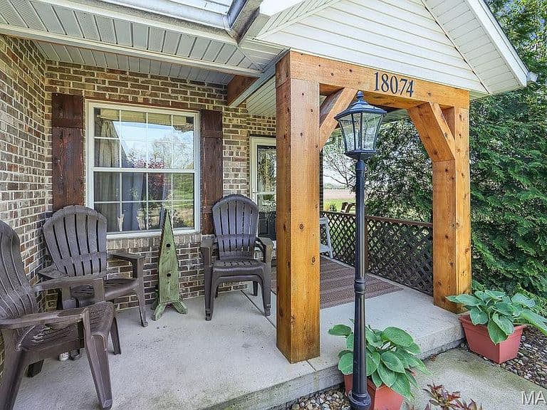 Listing photo 5