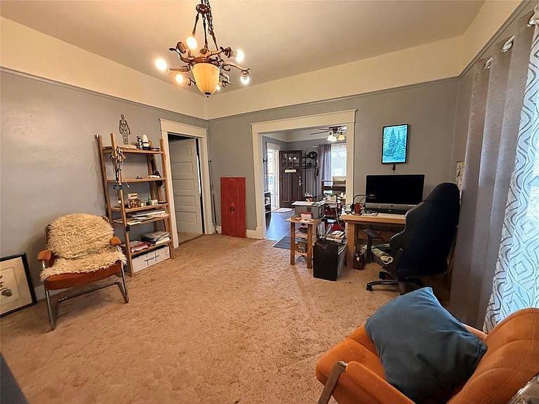 Listing photo 4