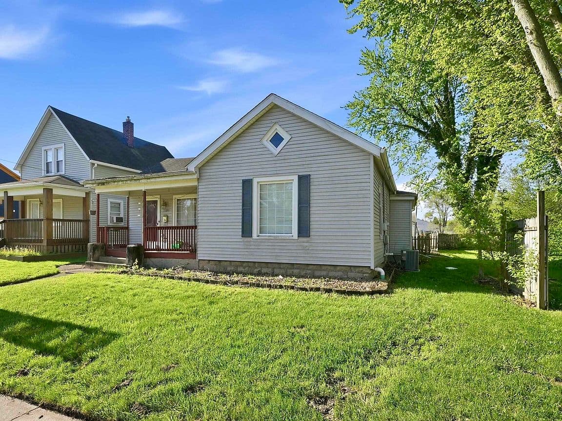Primary listing photo