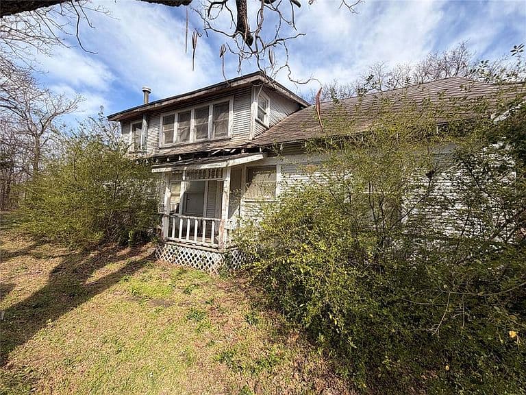 Listing photo 4