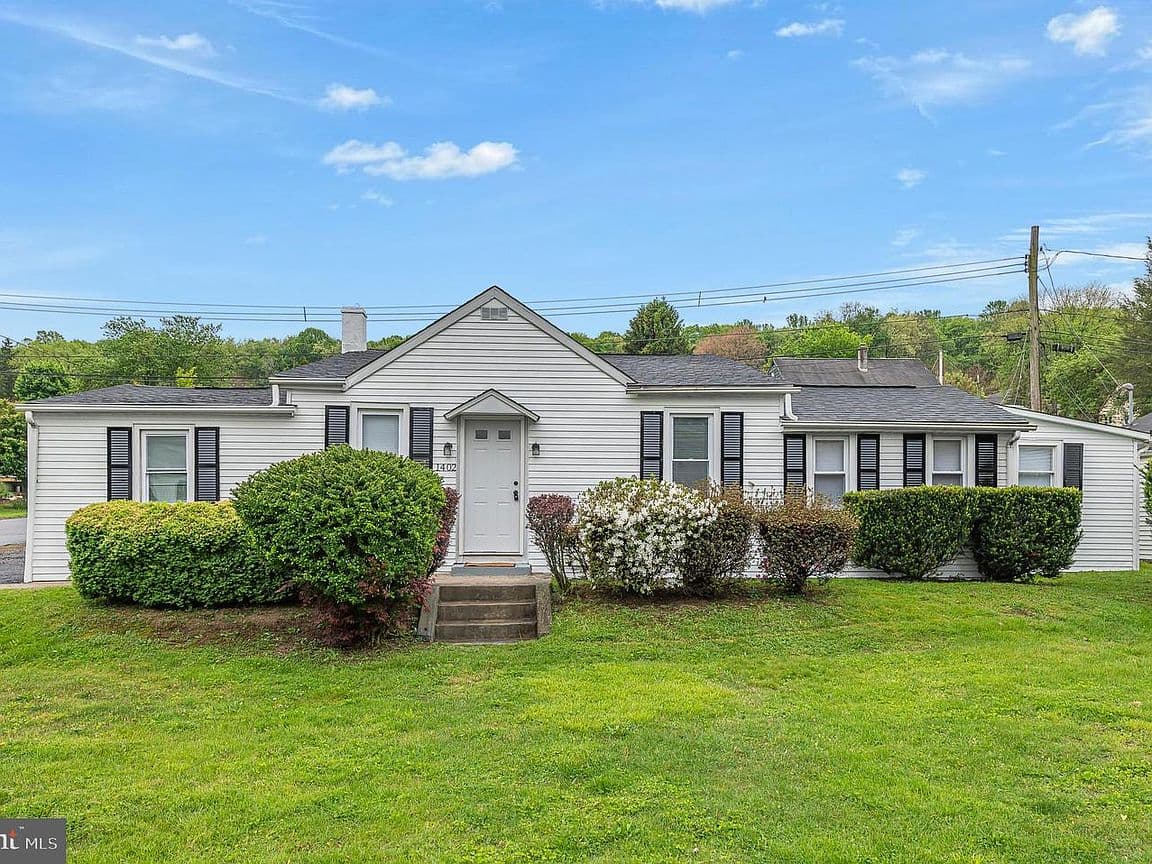 Primary listing photo