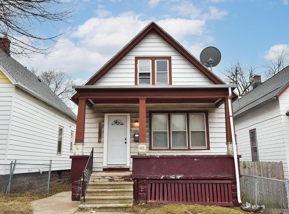 Primary listing photo