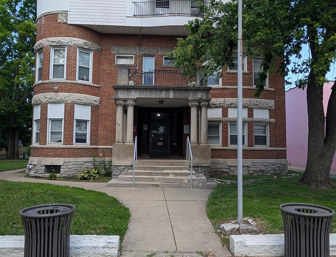 Primary listing photo
