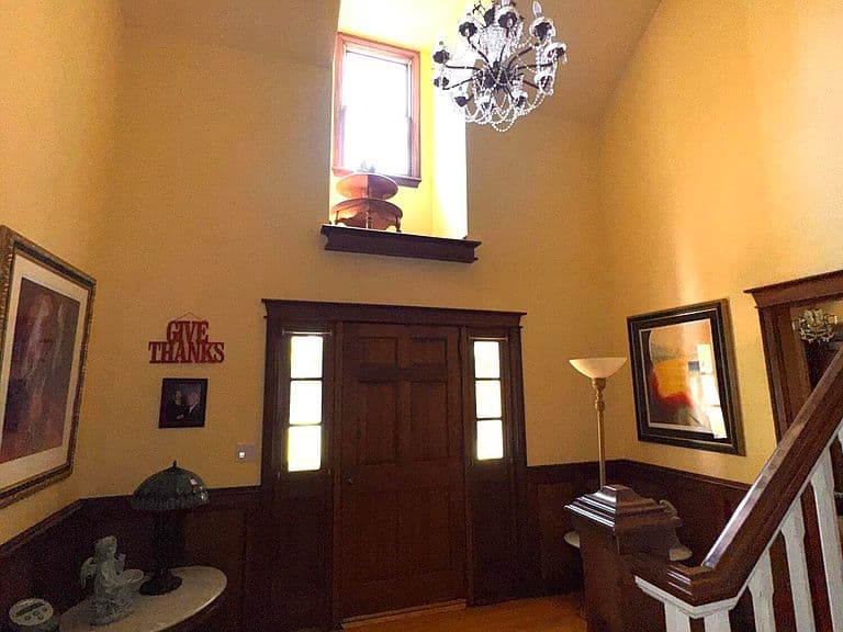Listing photo 3