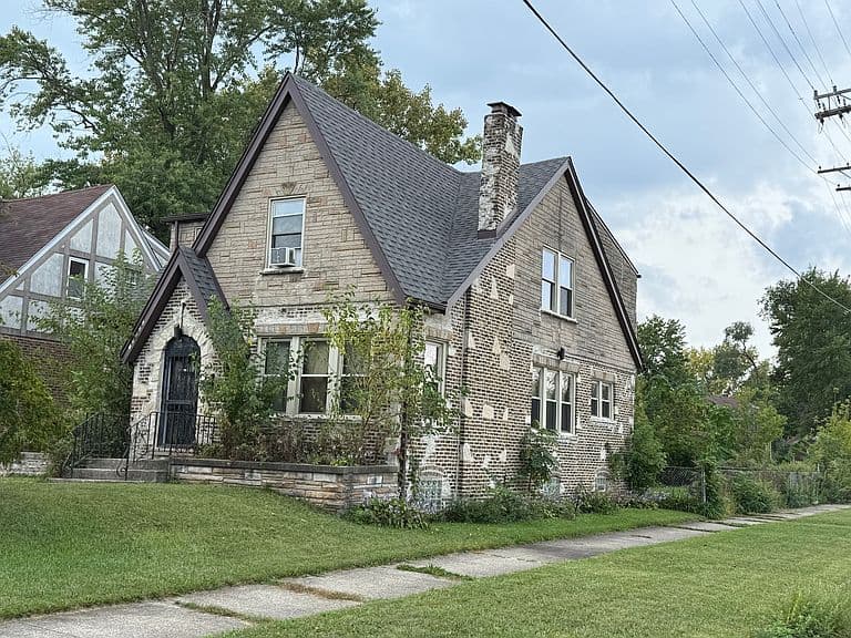 Listing photo