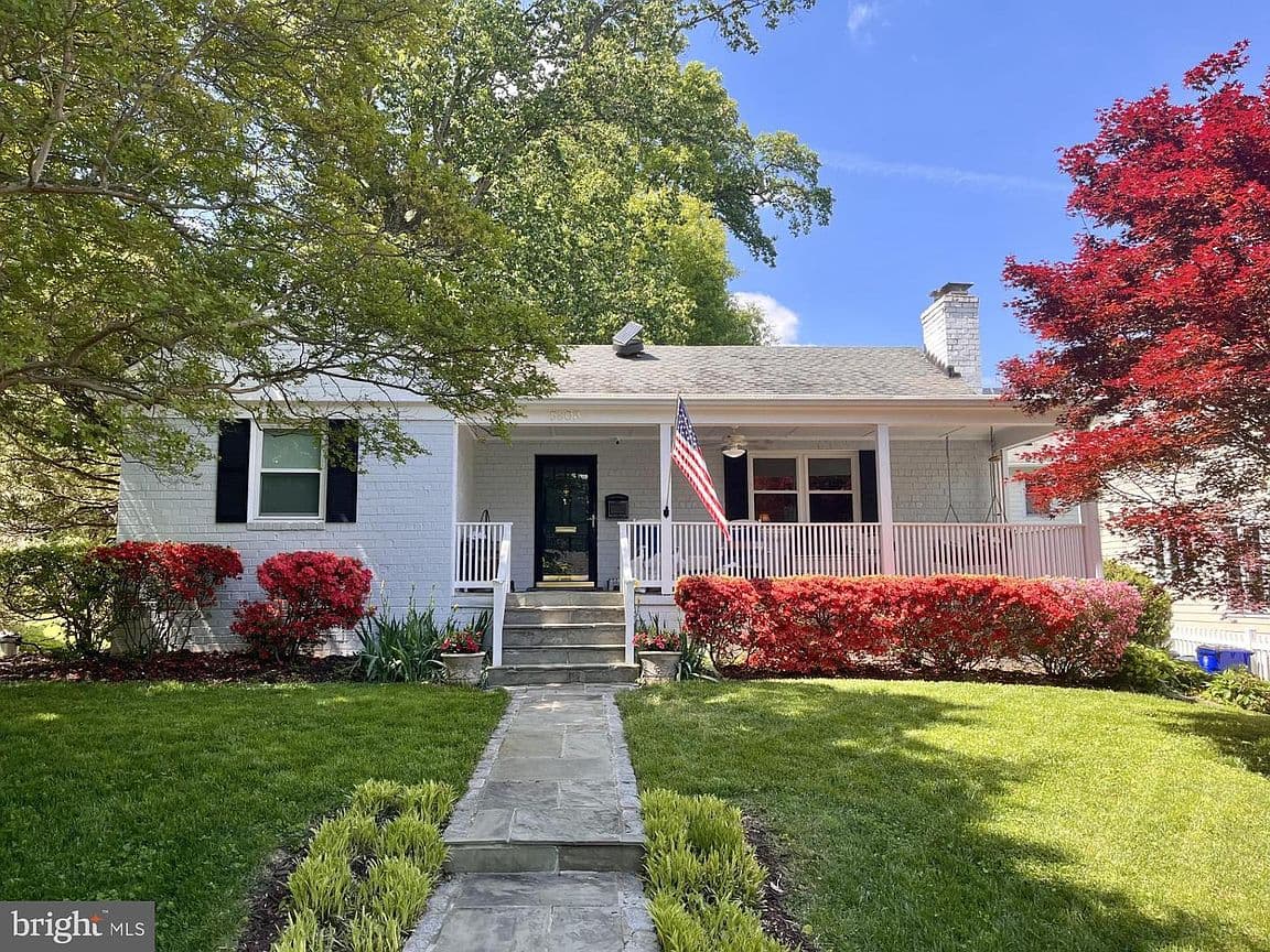Primary listing photo