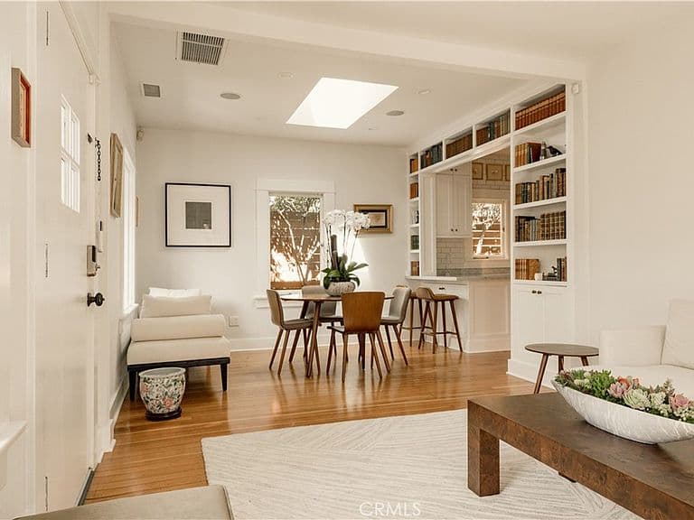 Listing photo 5
