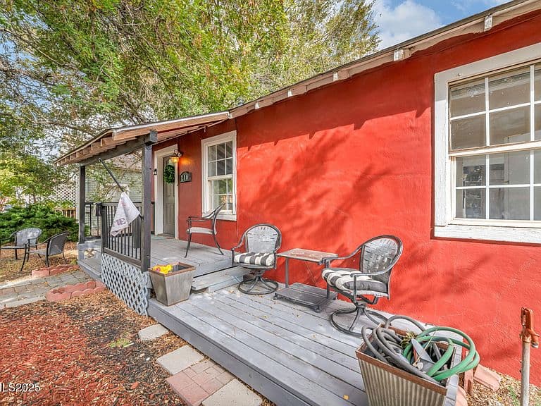 Listing photo 5