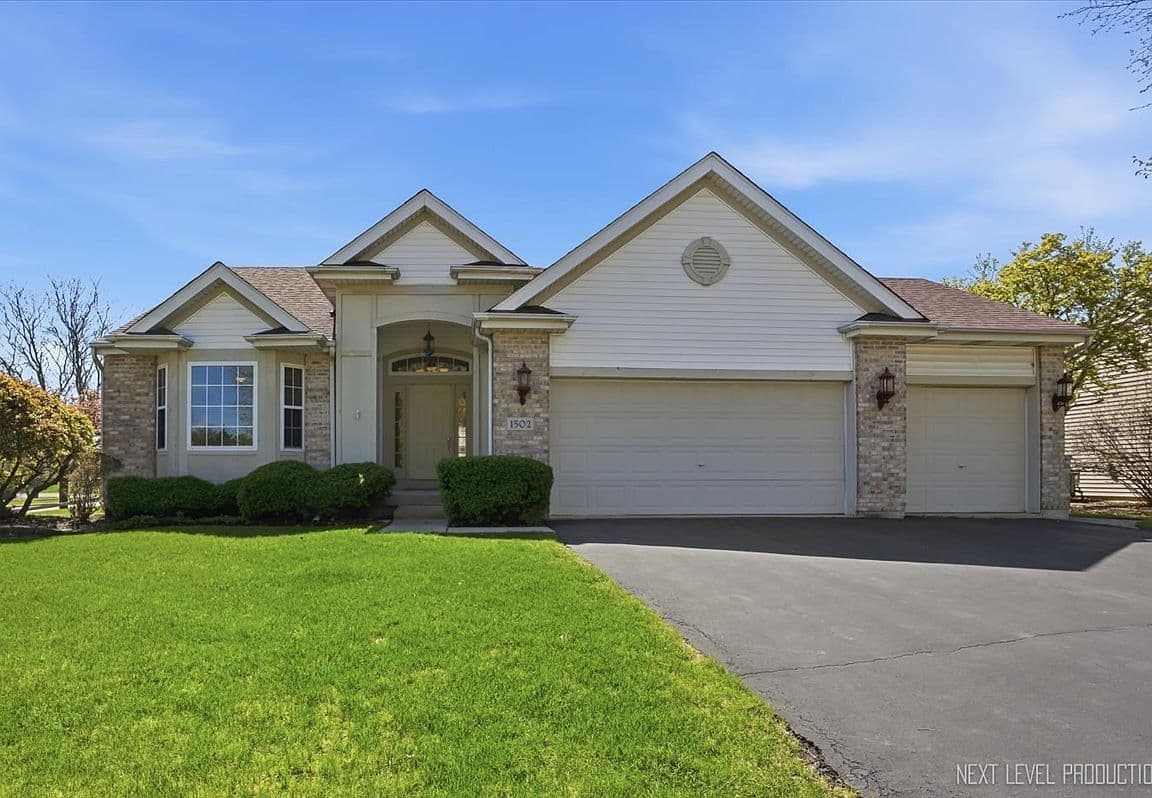 Primary listing photo