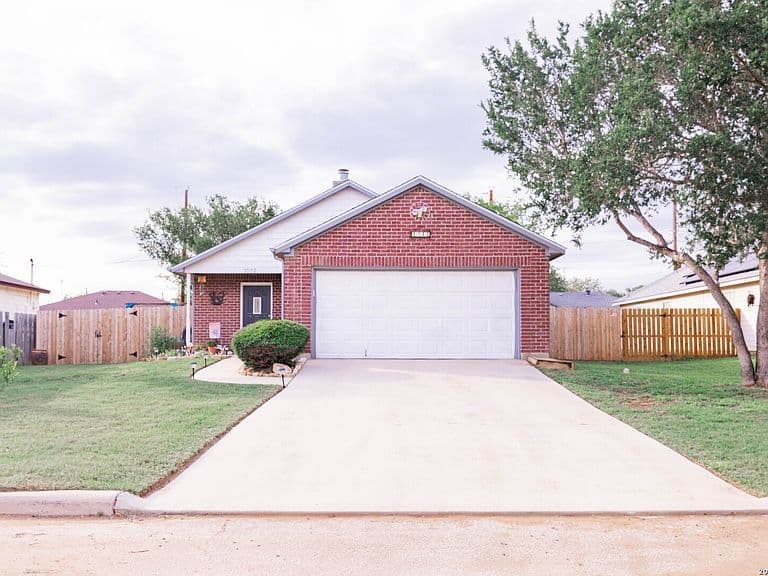 Listing photo