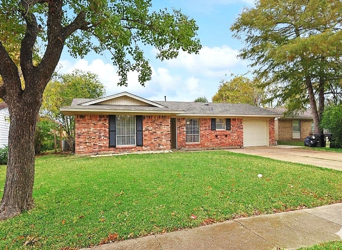 Primary listing photo