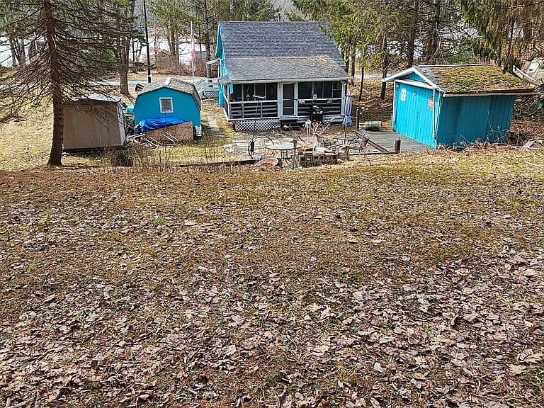 Listing photo 5
