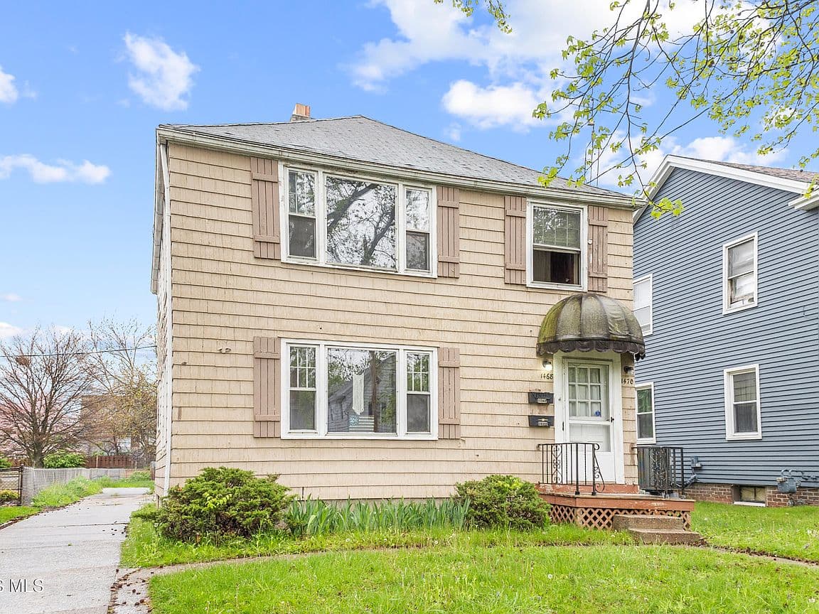 Primary listing photo