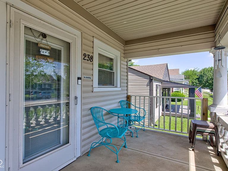 Listing photo 4