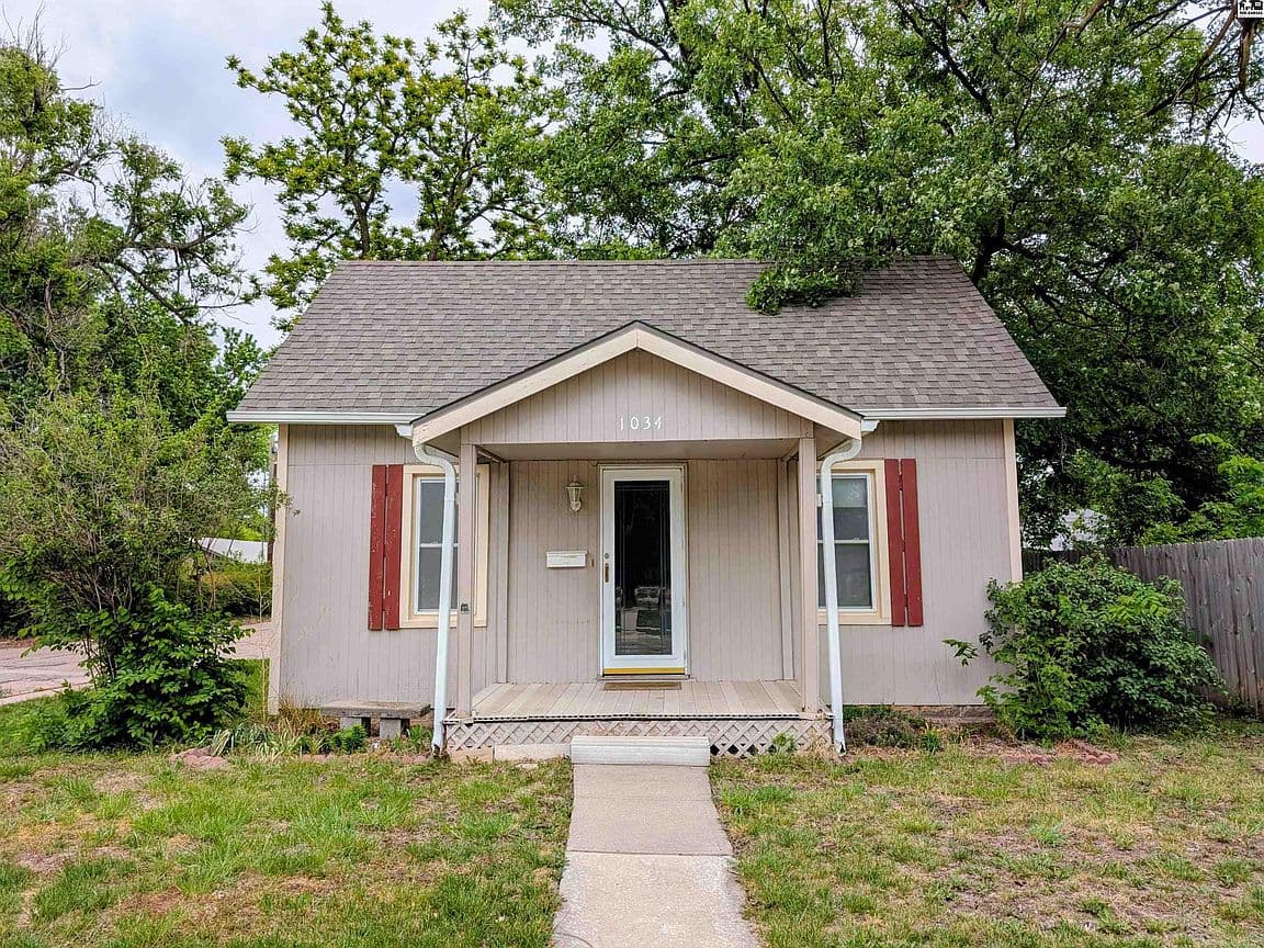 Primary listing photo