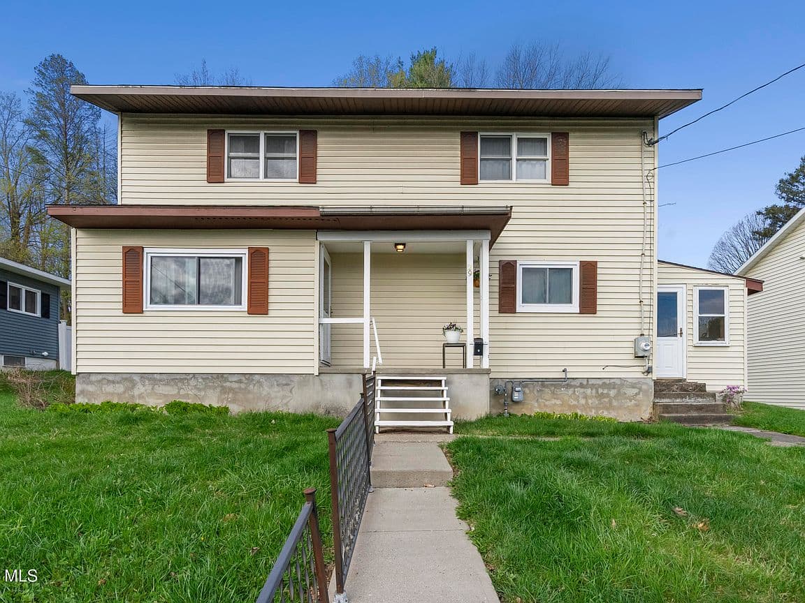 Primary listing photo