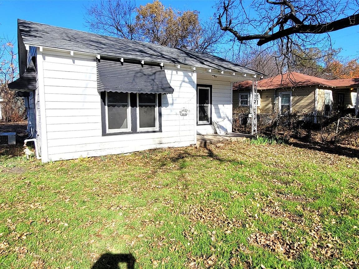 Primary listing photo