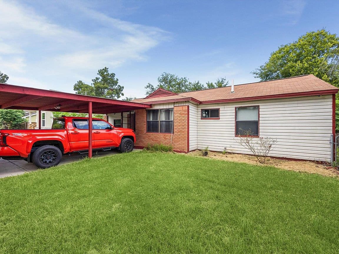 Primary listing photo