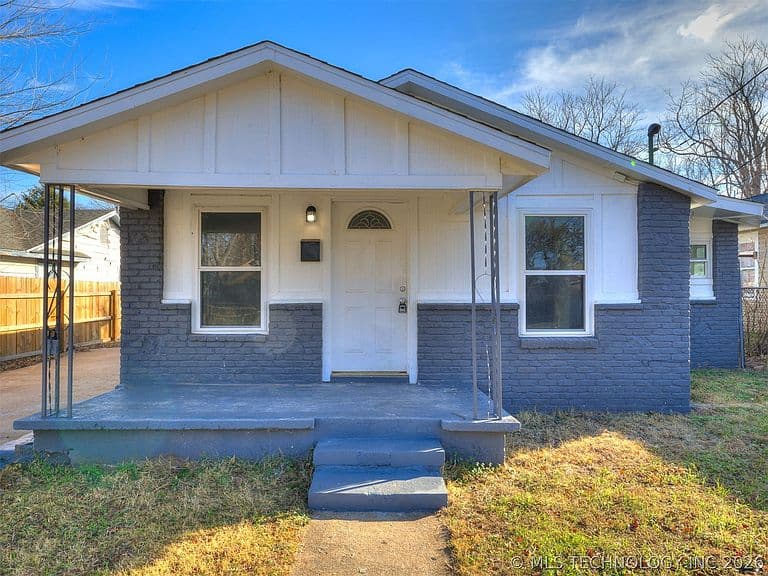 Listing photo 4